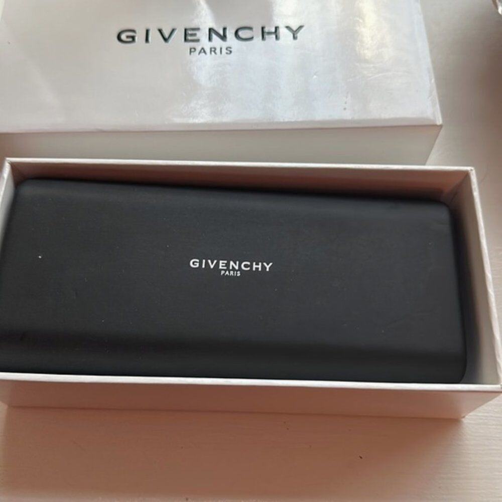Givenchy 60mm Gradient Sunglasses Gold Pink - Picture 8 of 9